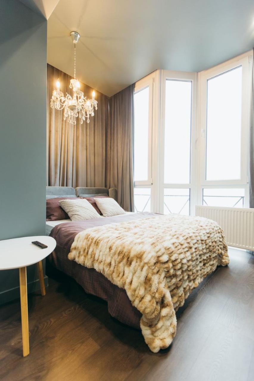 Atlant Luxury Apartments On Golovna Навпроти Тц Депот, Безконтактне Заселення 切尔诺夫策 外观 照片